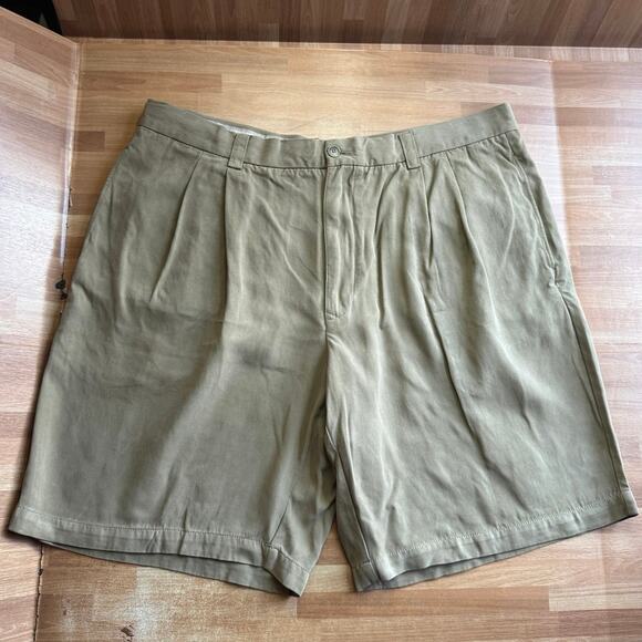 Tommy Bahama Other - Tommy Bahama khaki, silk, men's flat front Chino golf shorts size 38